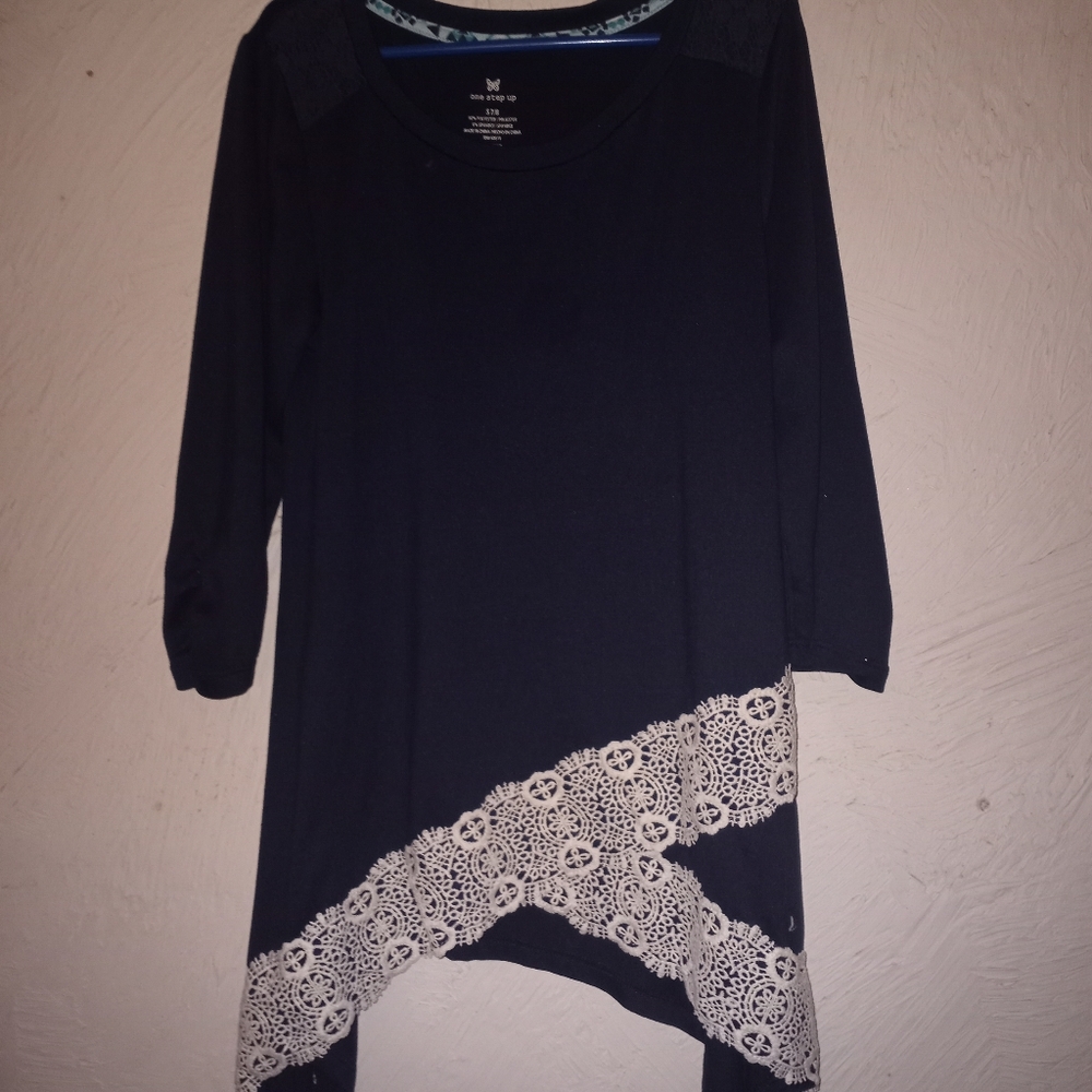 Girl's blouse